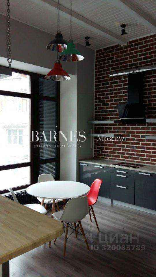 1-комнатная квартира, 72 м²