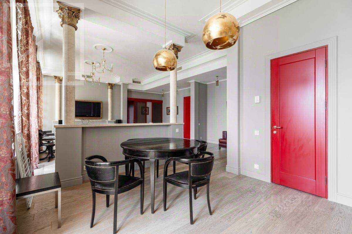 2-комнатная квартира, 89 м² — фотография 3