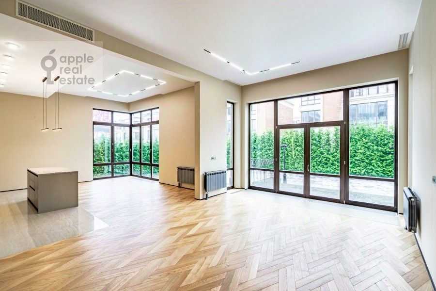 4-комнатная квартира, 230 м²