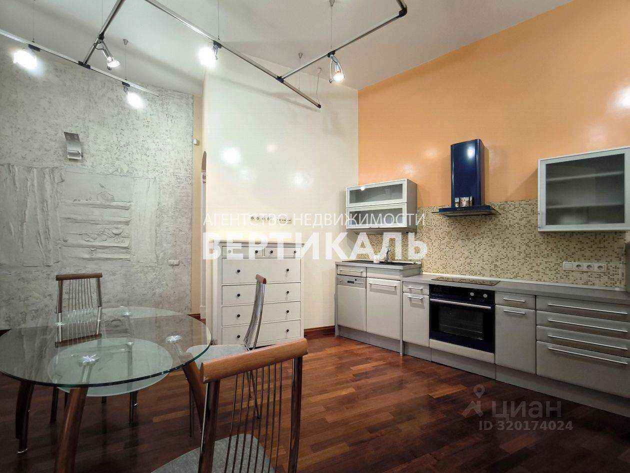 5-комнатная квартира, 156 м²