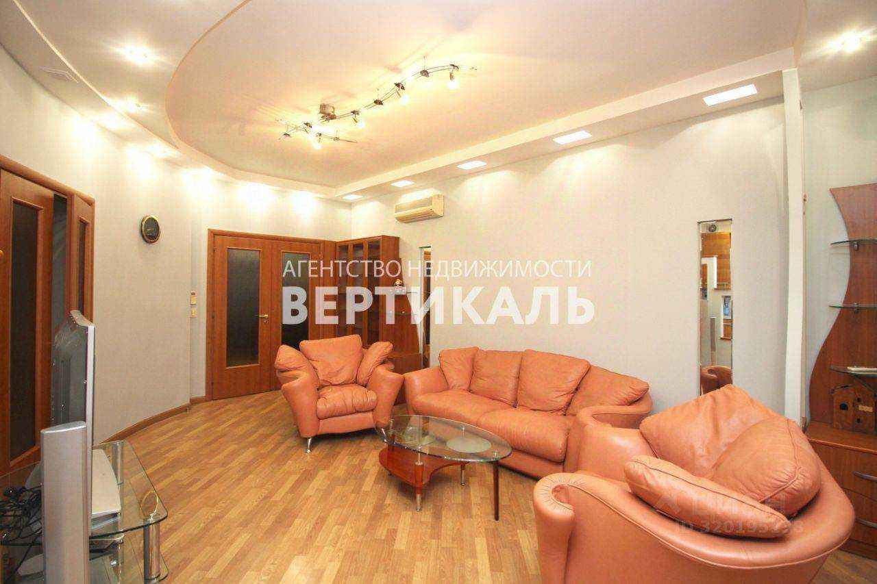 4-комнатная квартира, 142 м² — фотография 3