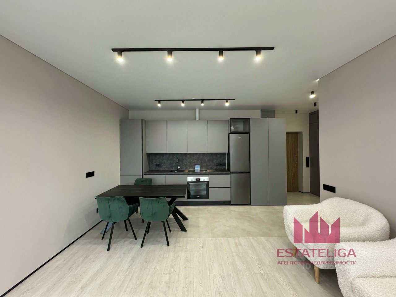 3-комнатная квартира, 76 м² — фотография 2