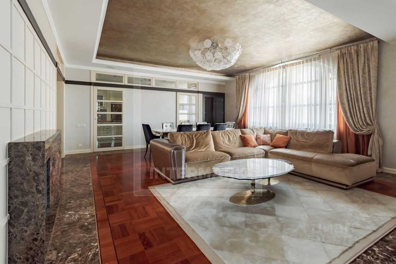 4-комнатная квартира, 160 м²