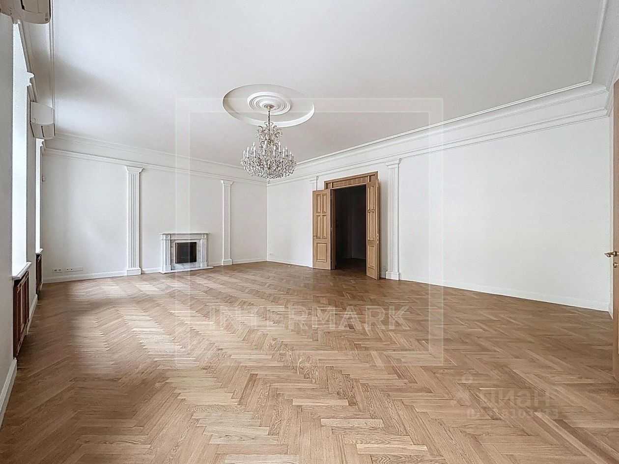 5-комнатная квартира, 220 м² — фотография 2