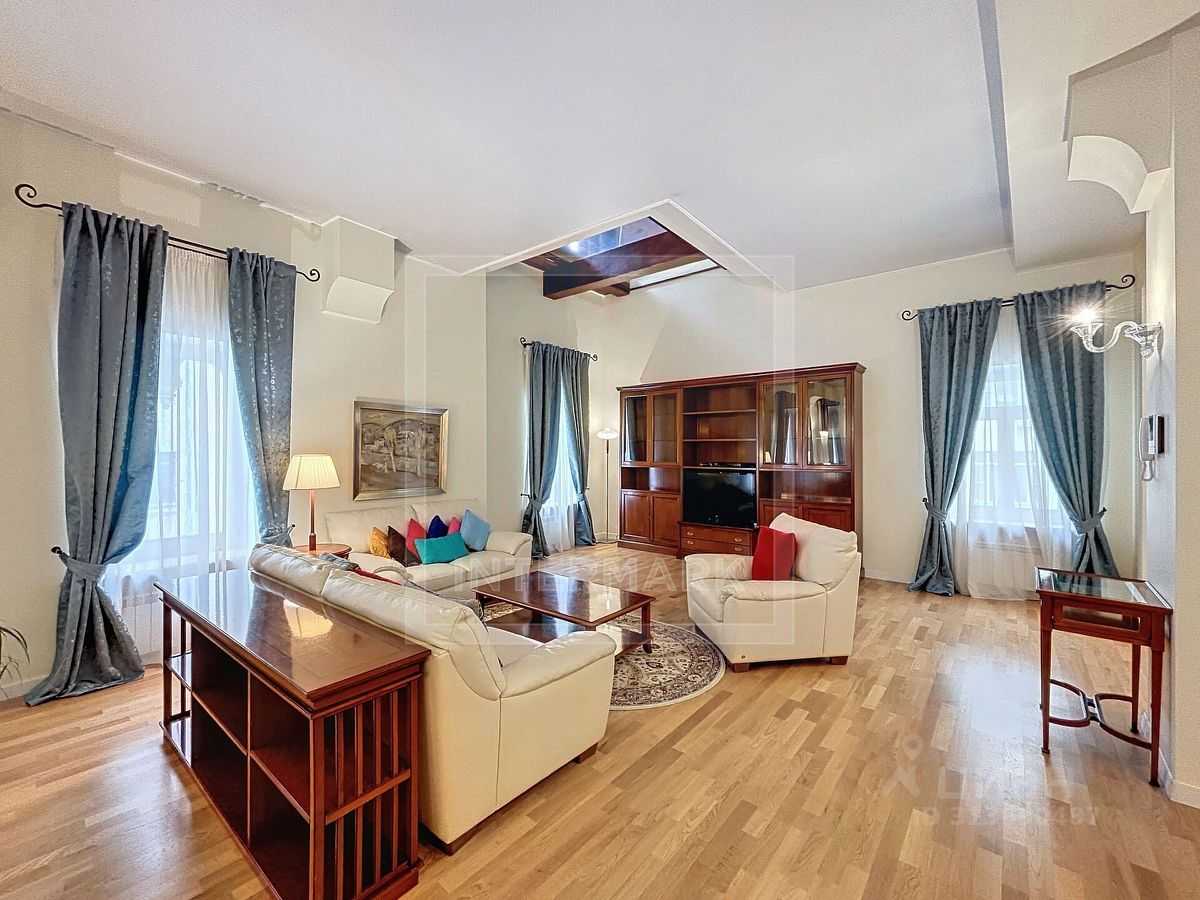 4-комнатная квартира, 170 м² — фотография 3