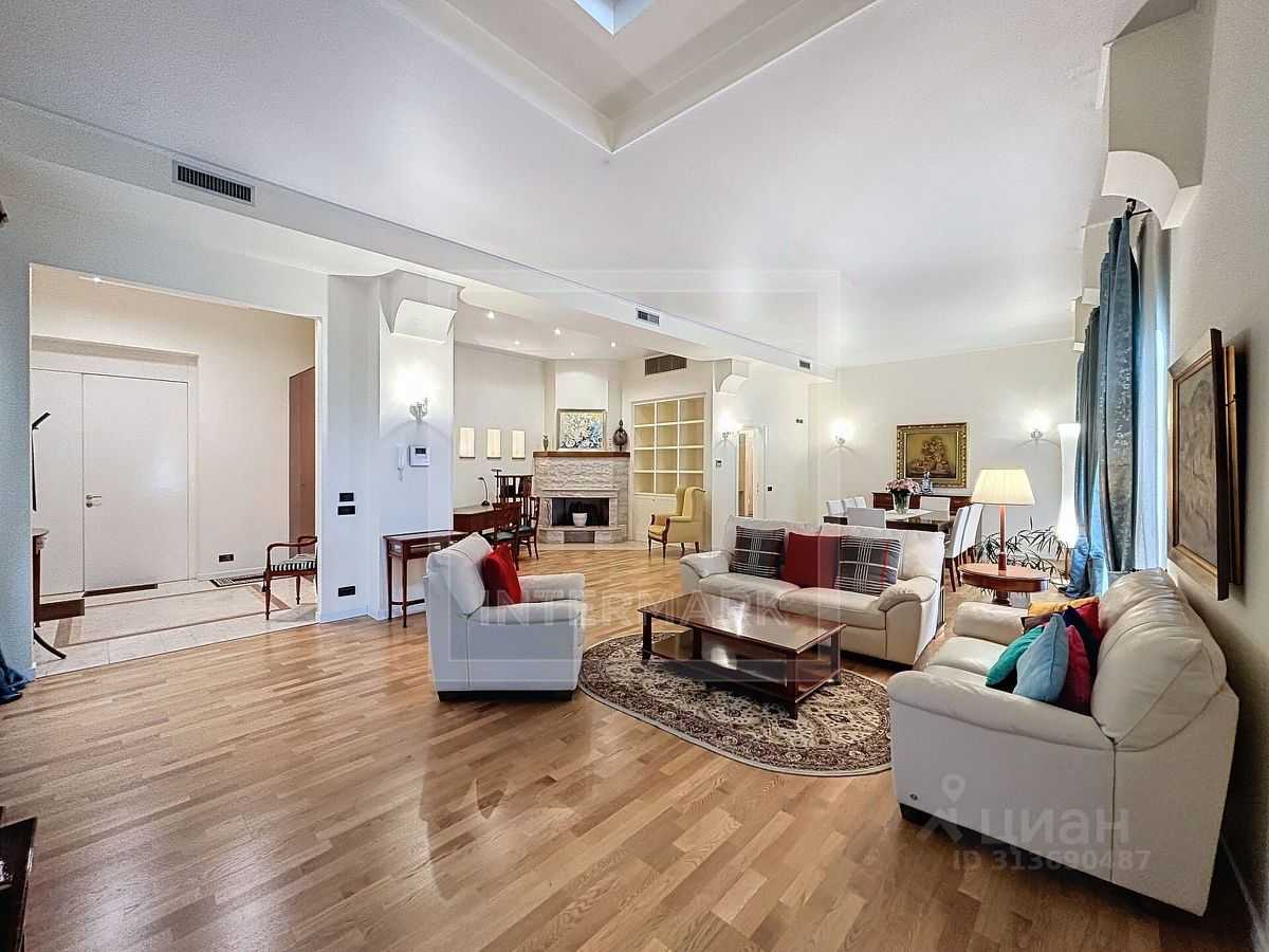 4-комнатная квартира, 170 м²