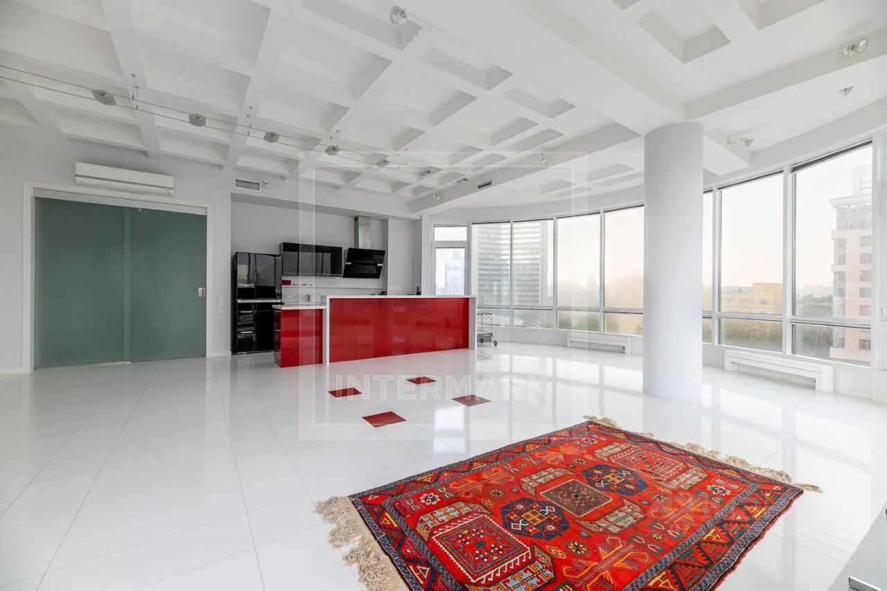 3-комнатная квартира, 195 м² — фотография 2