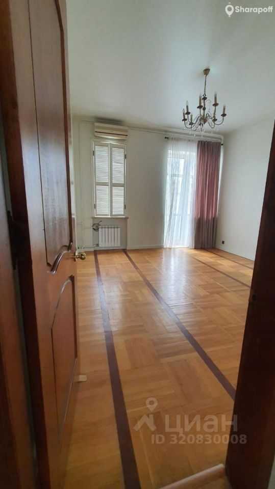 2-комнатная квартира, 82 м² — фотография 2