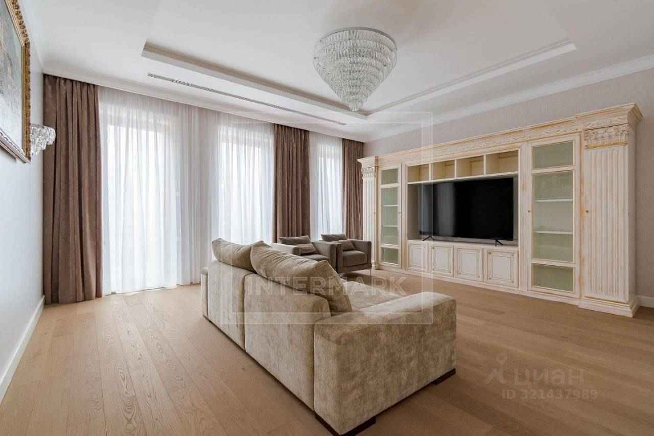 4-комнатная квартира, 170 м²