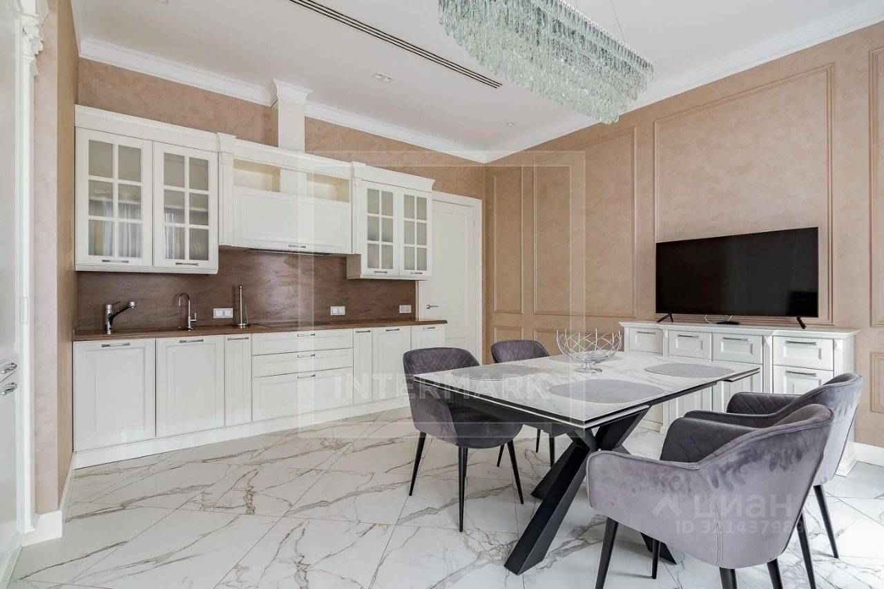 4-комнатная квартира, 170 м² — фотография 3