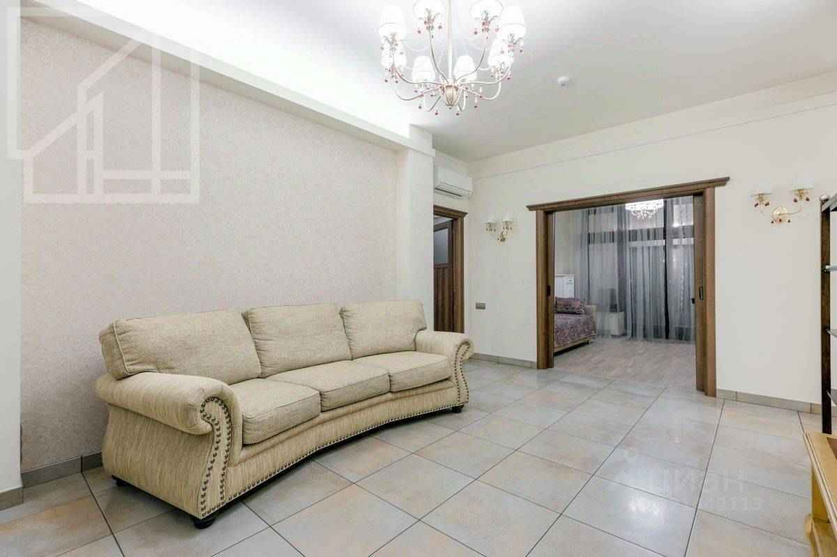 4-комнатная квартира, 164 м² — фотография 2