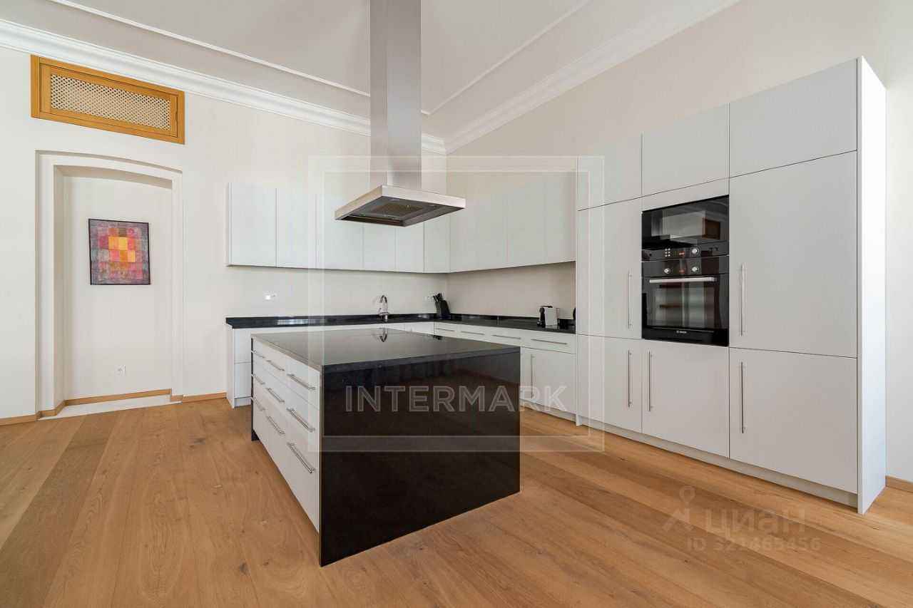 3-комнатная квартира, 183 м² — фотография 3