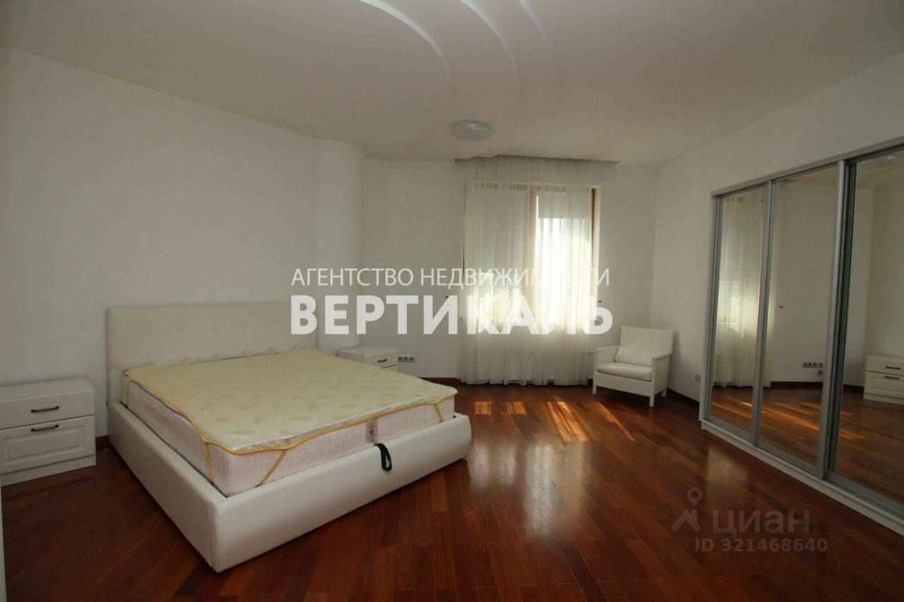 4-комнатная квартира, 200 м² — фотография 3