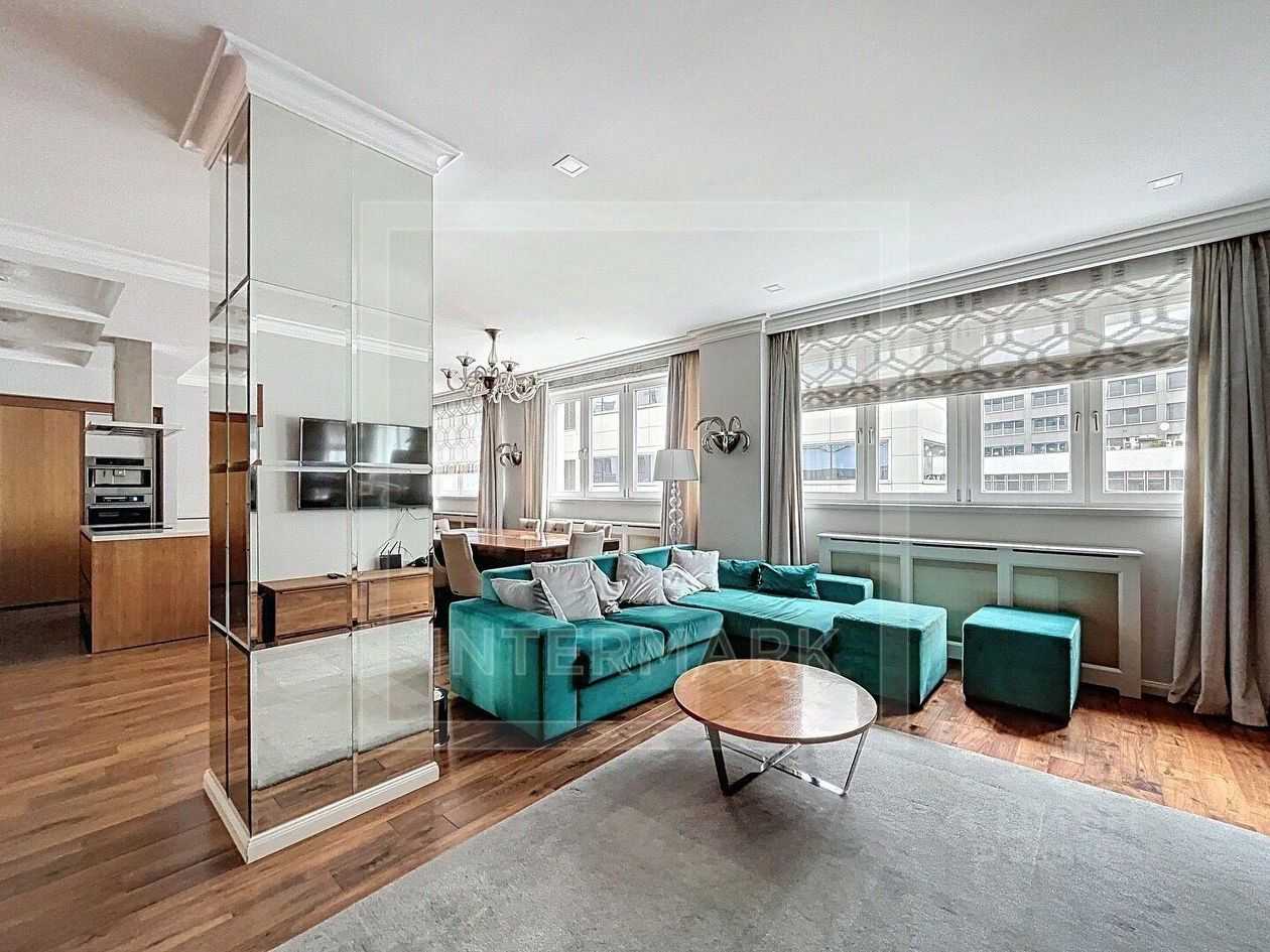 3-комнатная квартира, 160 м²