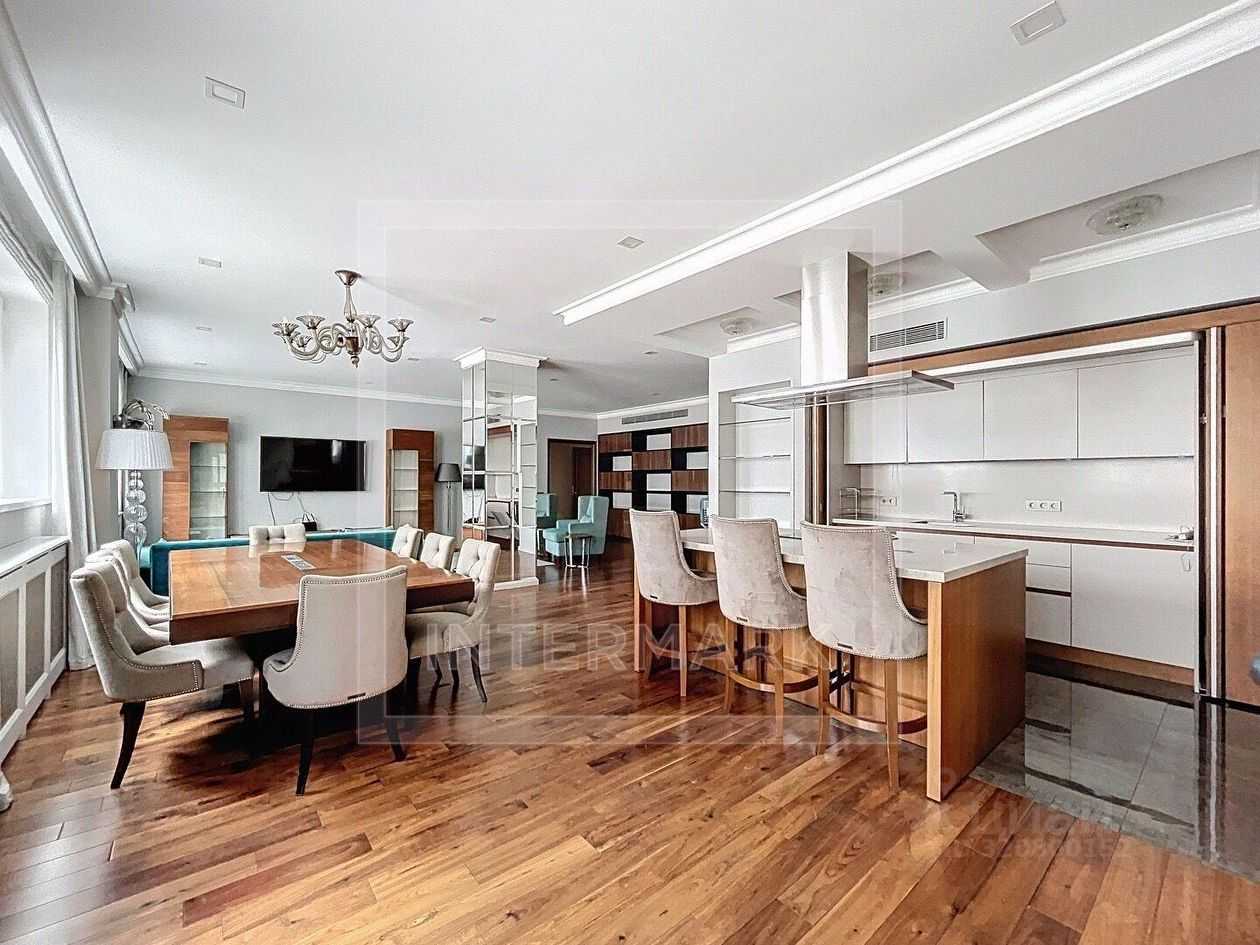 3-комнатная квартира, 160 м² — фотография 2
