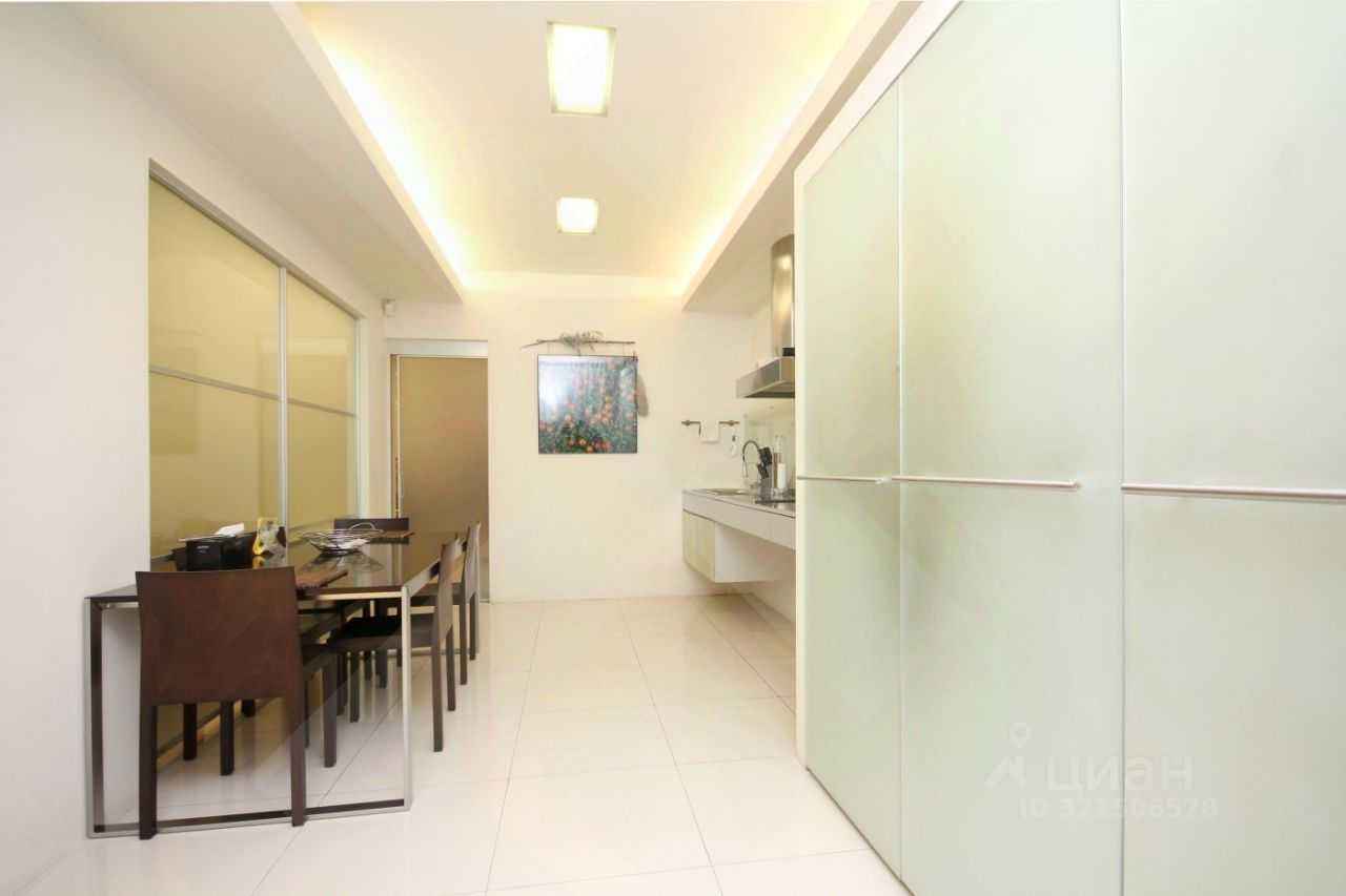 4-комнатная квартира, 150 м² — фотография 2