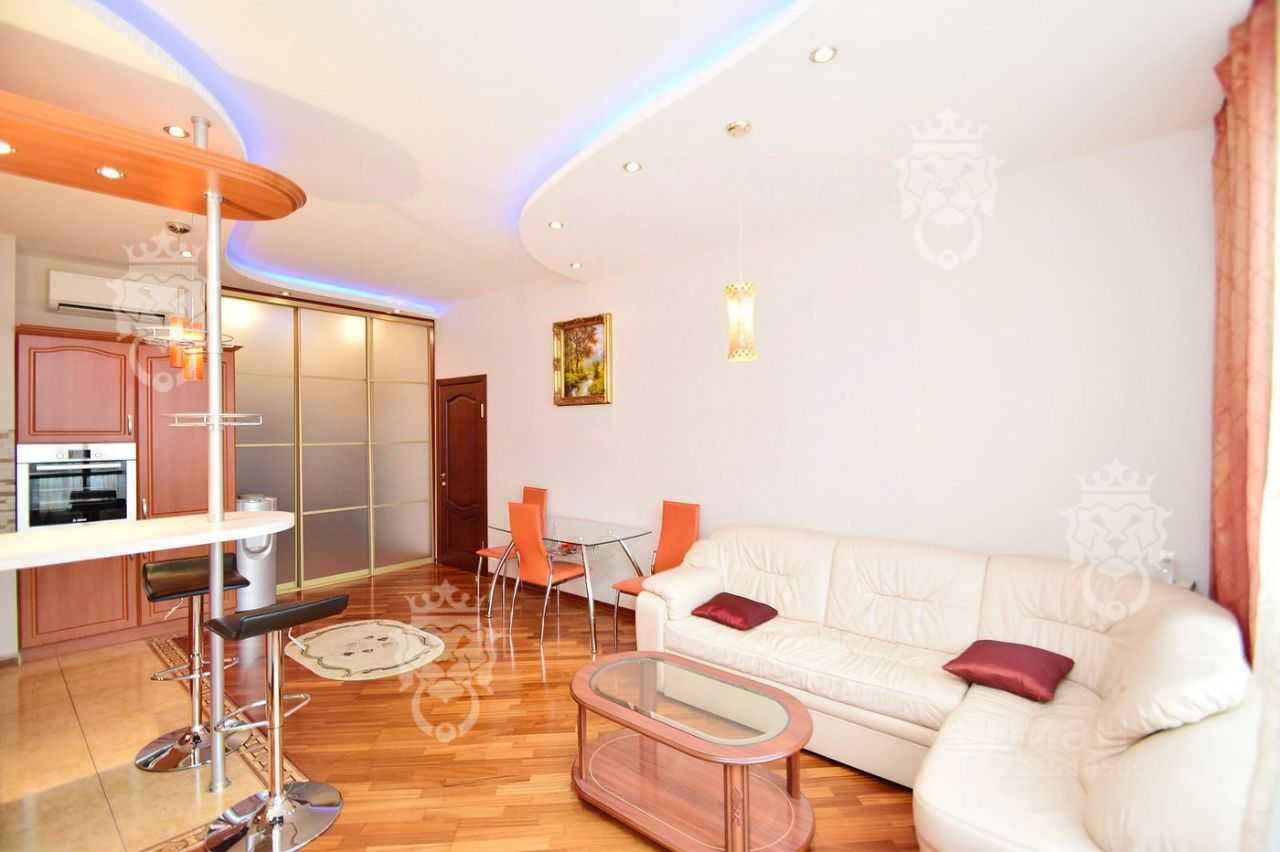 2-комнатная квартира, 70 м² — фотография 3
