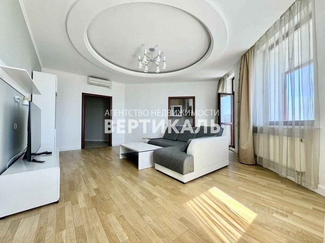 4-комнатная квартира, 150 м² — фотография 2