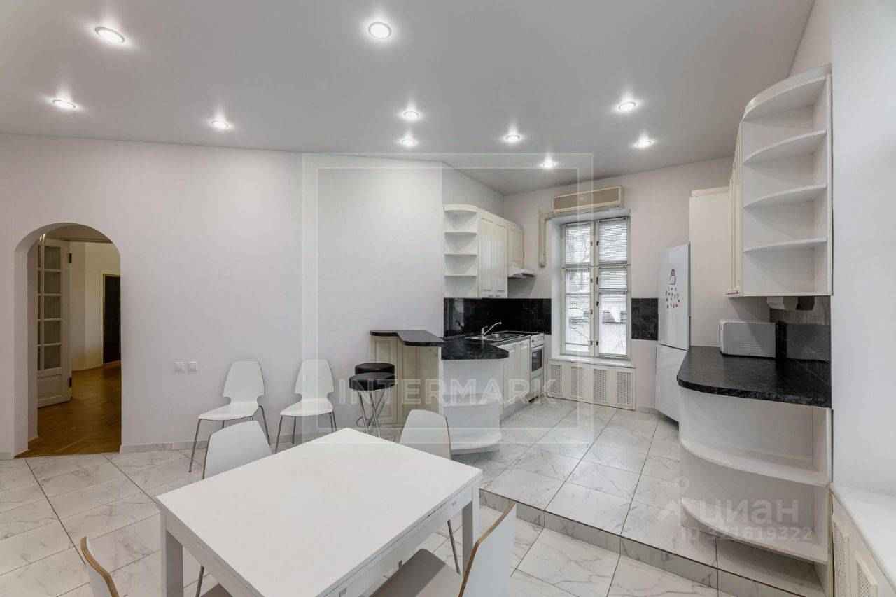5-комнатная квартира, 190 м² — фотография 2