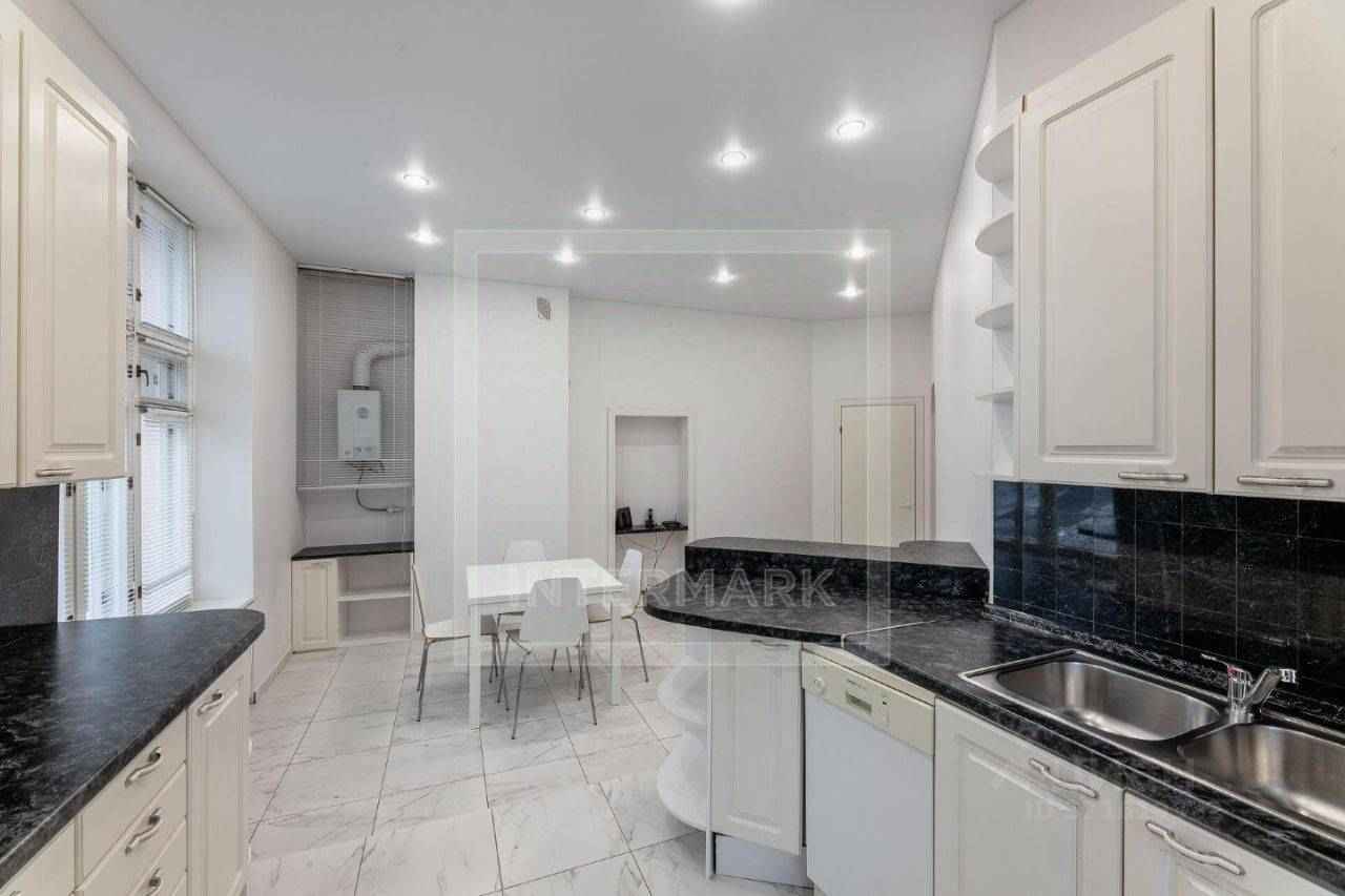 5-комнатная квартира, 190 м² — фотография 3