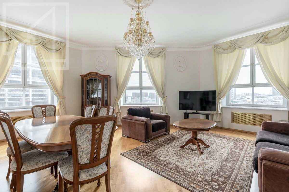3-комнатная квартира, 114 м² — фотография 3