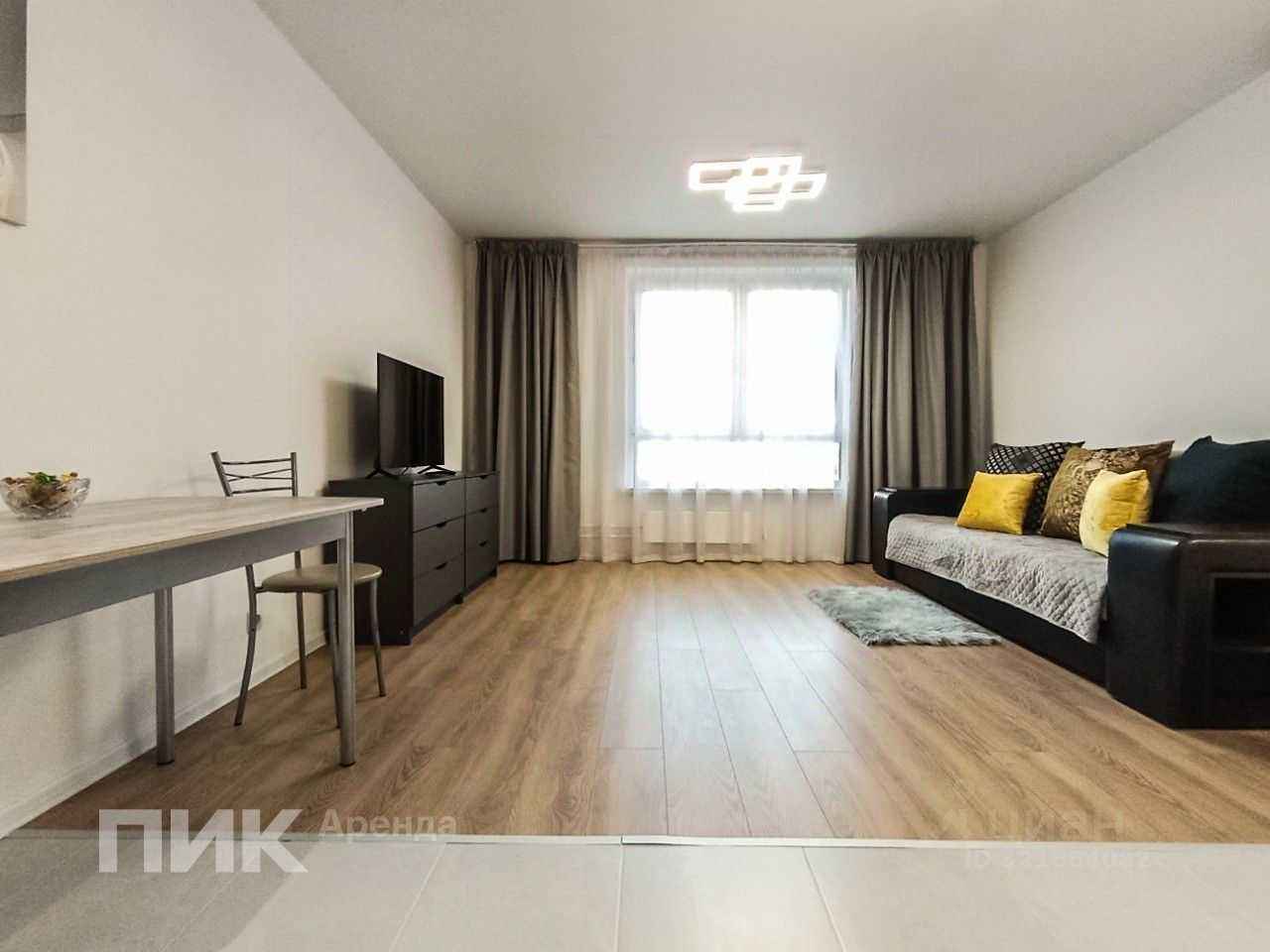 1-комнатная квартира, 46,2 м² — фотография 2