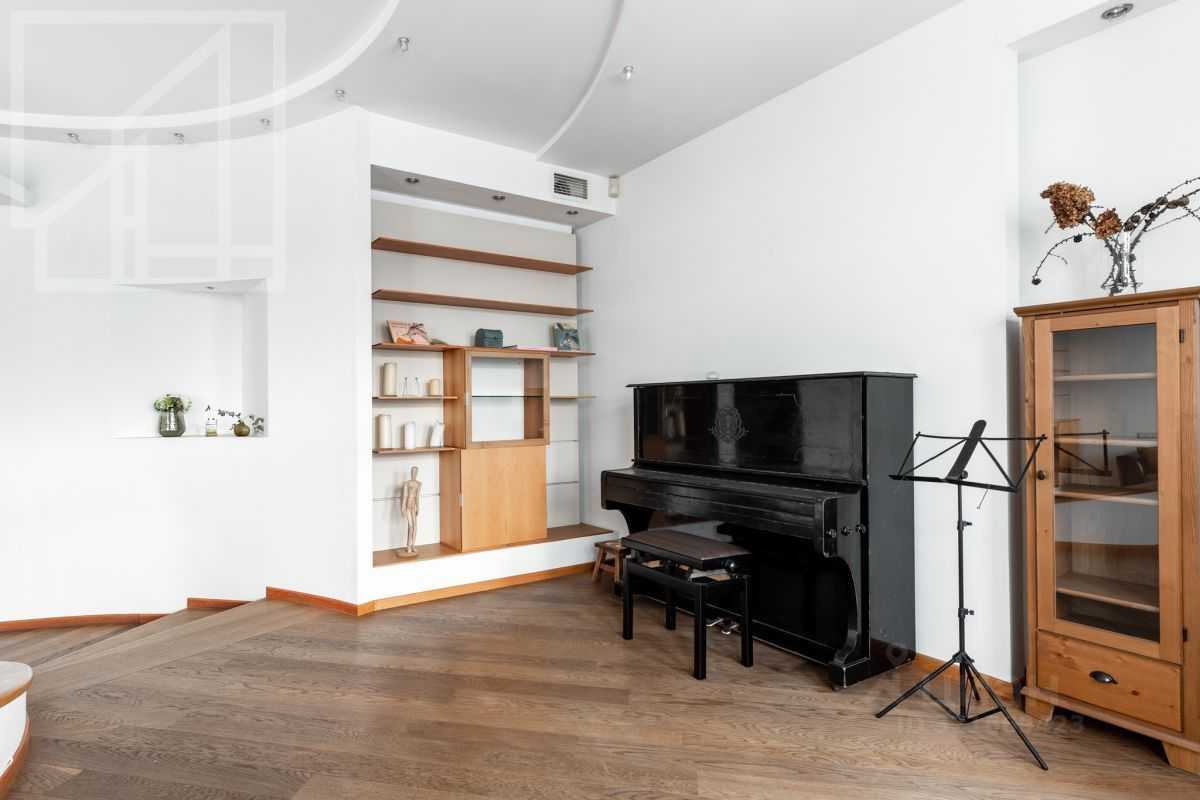 4-комнатная квартира, 170 м² — фотография 3