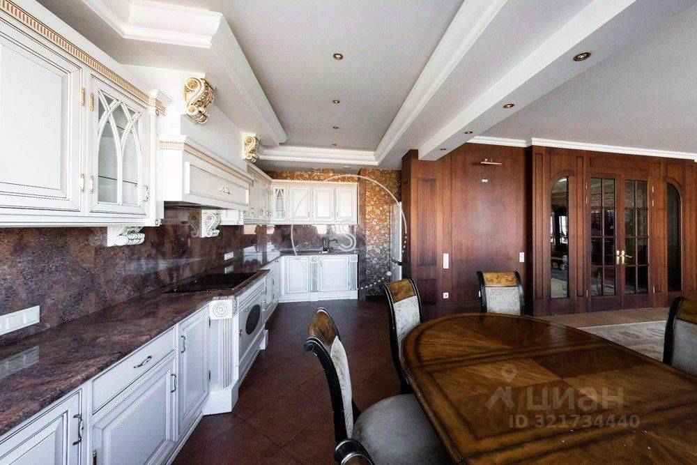 5-комнатная квартира, 240 м² — фотография 3