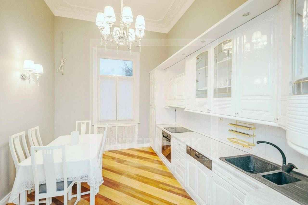 4-комнатная квартира, 150 м² — фотография 2