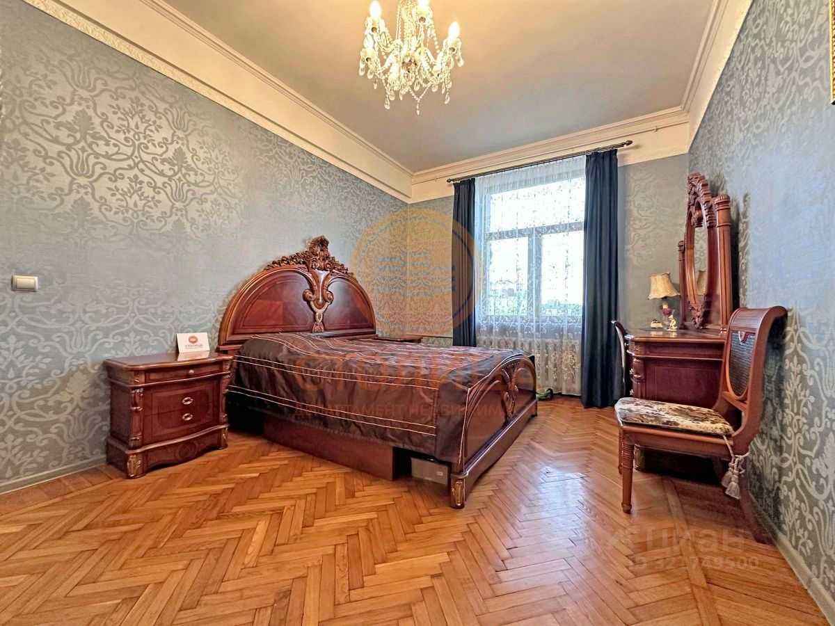 2-комнатная квартира, 53 м² — фотография 3