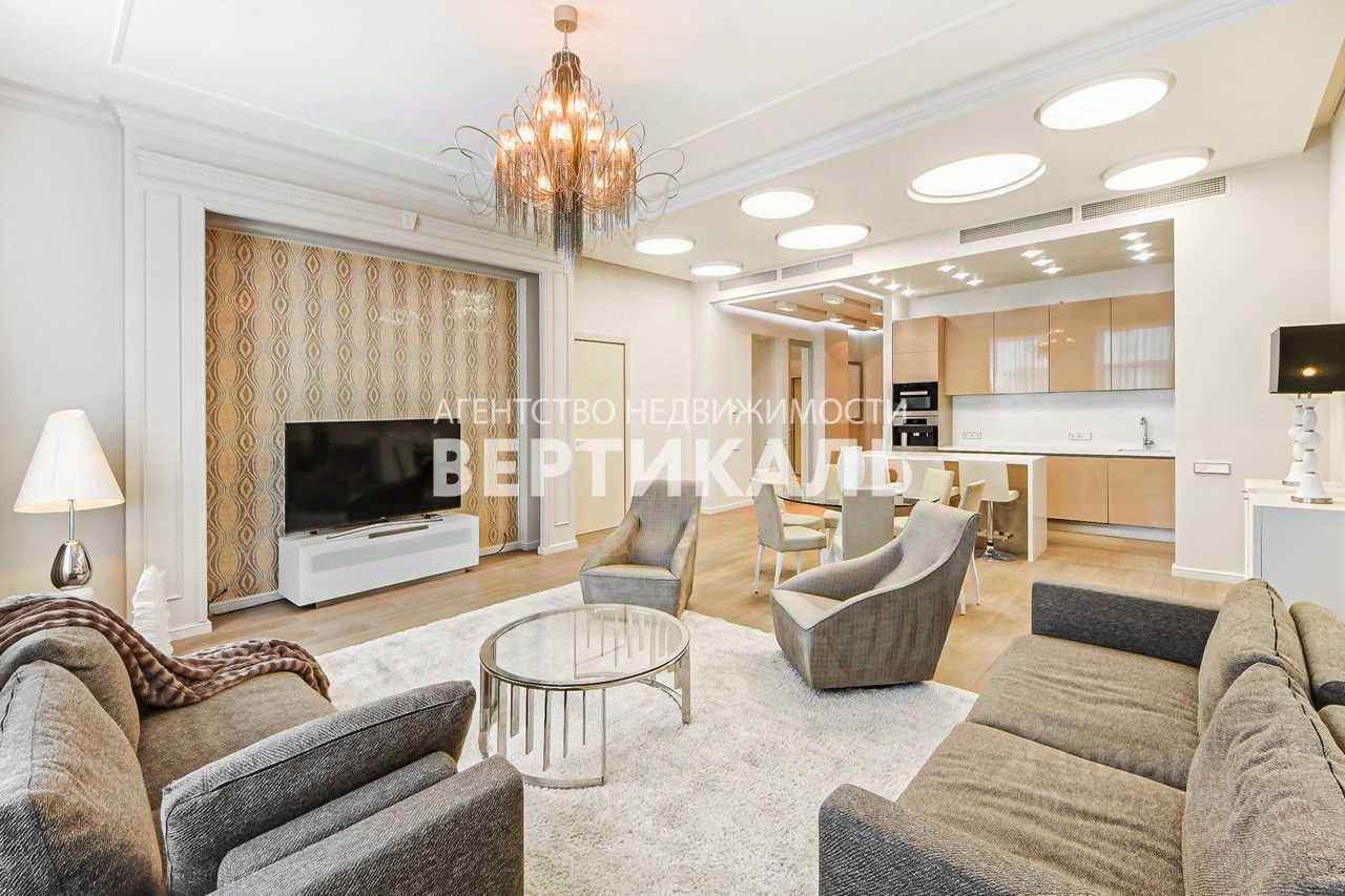 4-комнатная квартира, 180 м² — фотография 3