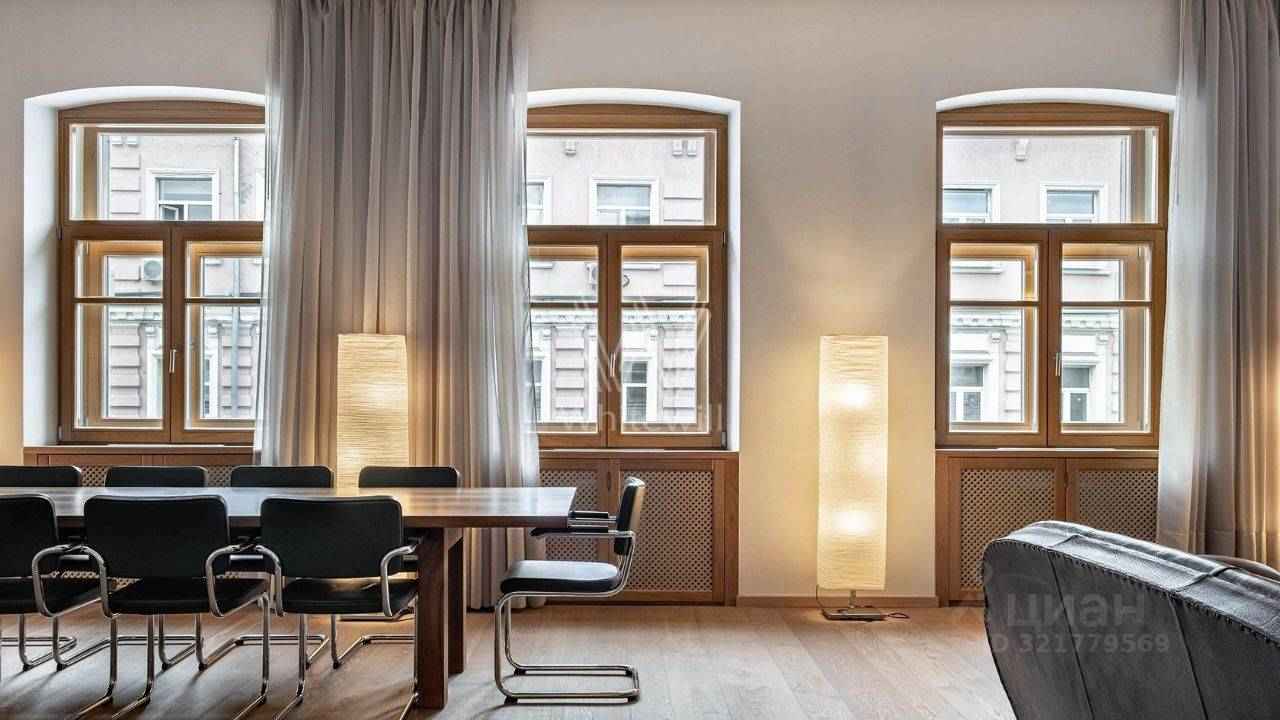 3-комнатная квартира, 183 м² — фотография 2