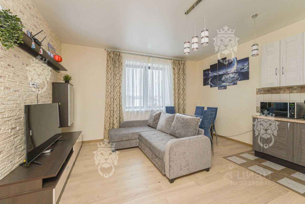 3-комнатная квартира, 70,4 м² — фотография 2
