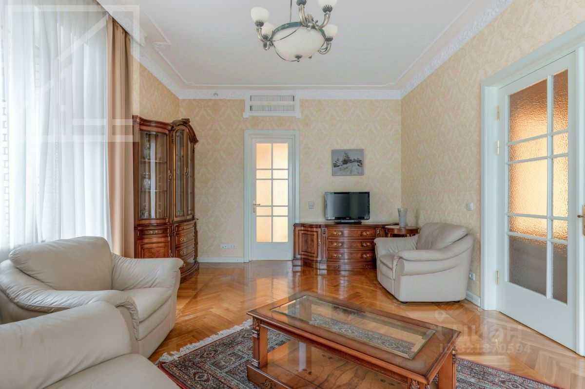 3-комнатная квартира, 136 м² — фотография 2