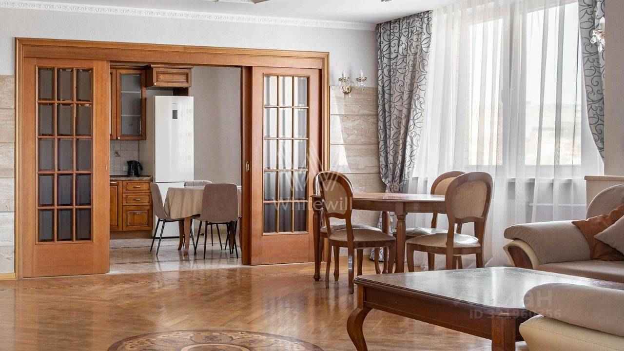 3-комнатная квартира, 130 м² — фотография 2
