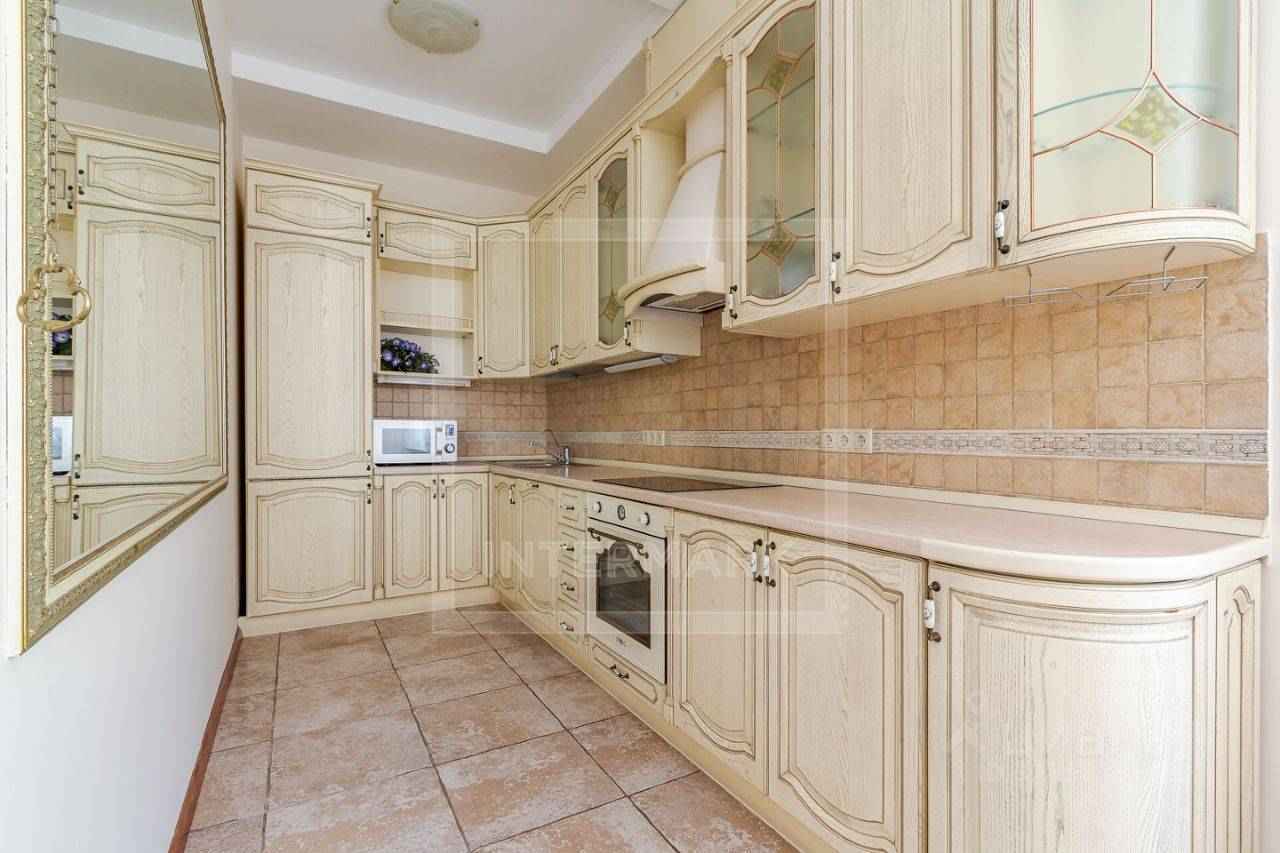 5-комнатная квартира, 230 м² — фотография 3