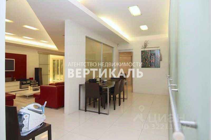 4-комнатная квартира, 150 м² — фотография 2