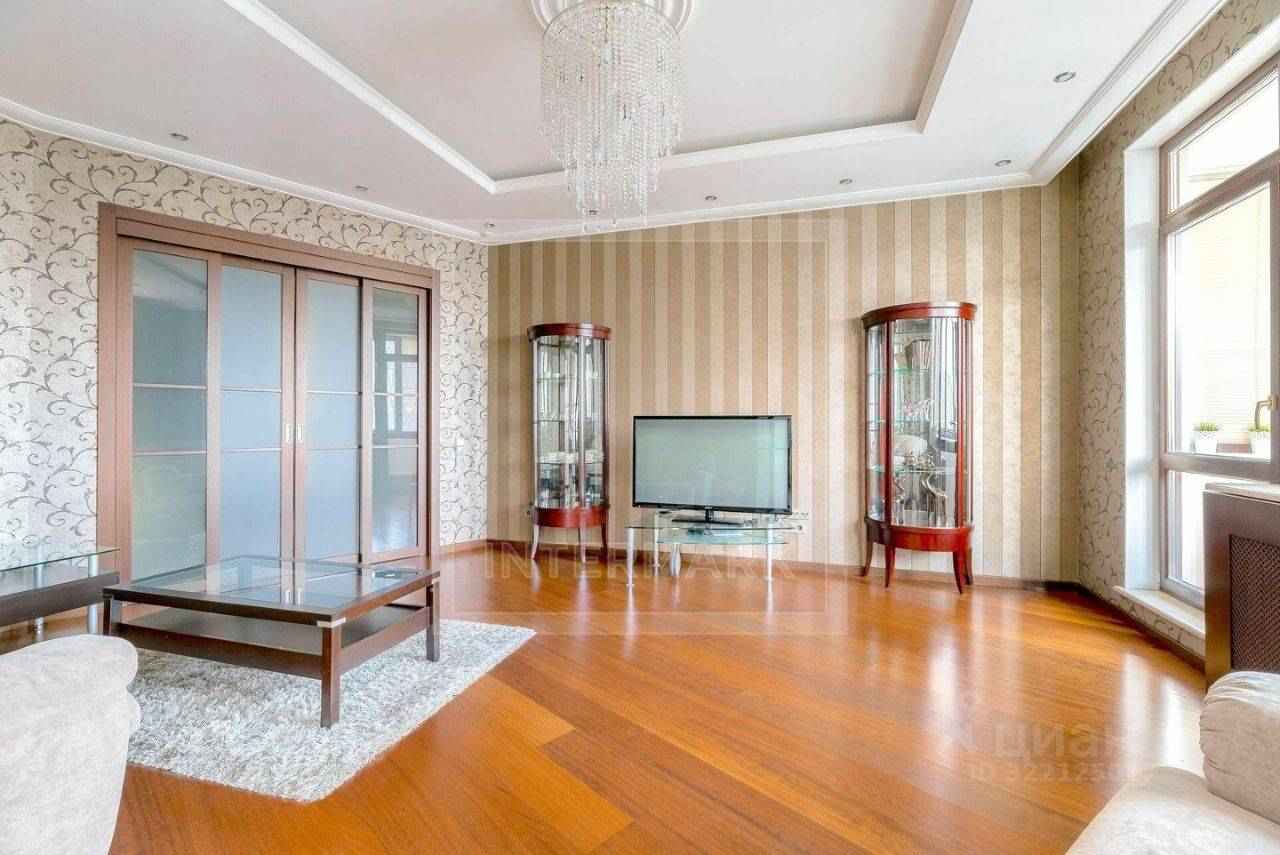 4-комнатная квартира, 160 м² — фотография 2