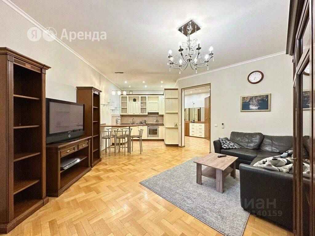 5-комнатная квартира, 135 м²