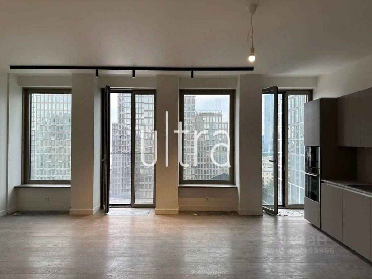 4-комнатная квартира, 158,2 м² — фотография 2