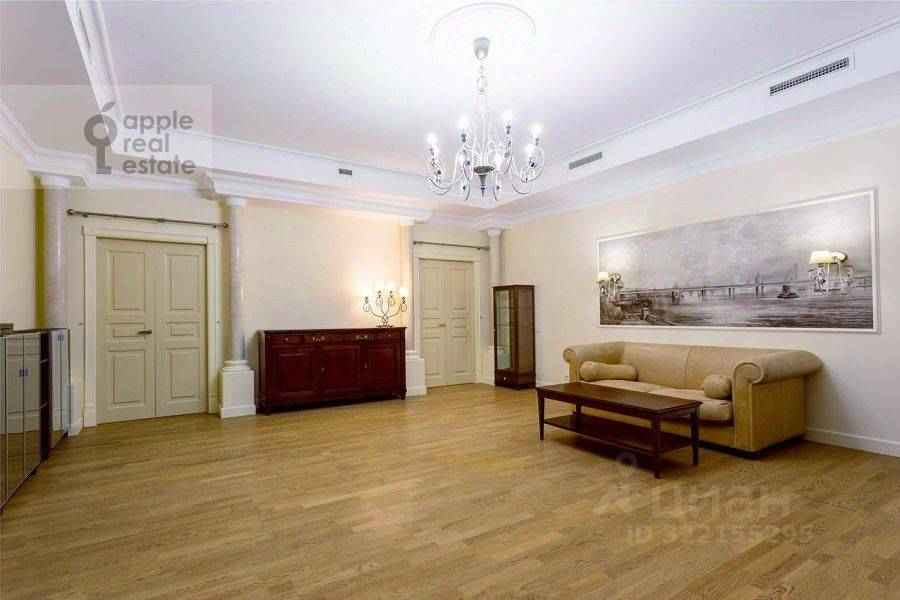 5-комнатная квартира, 247 м²
