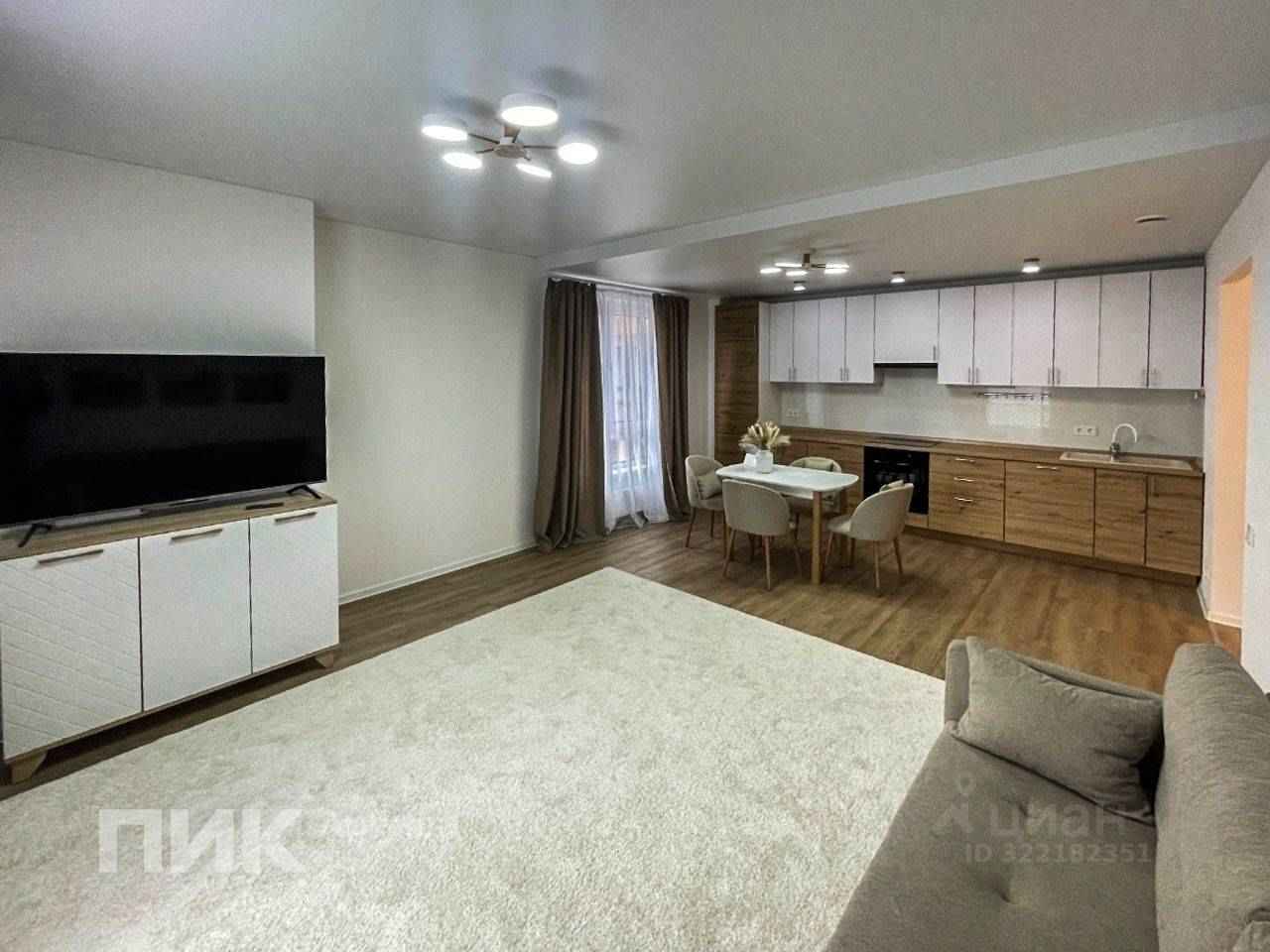 2-комнатная квартира, 72 м² — фотография 2
