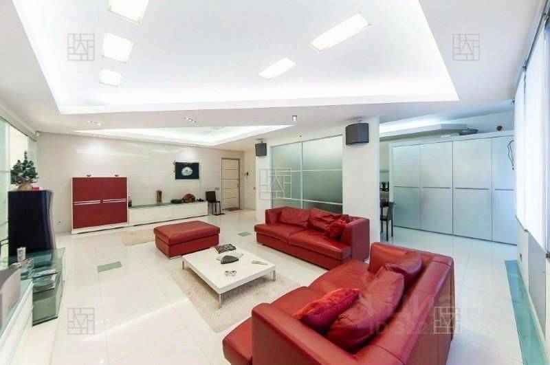 4-комнатная квартира, 150 м² — фотография 3