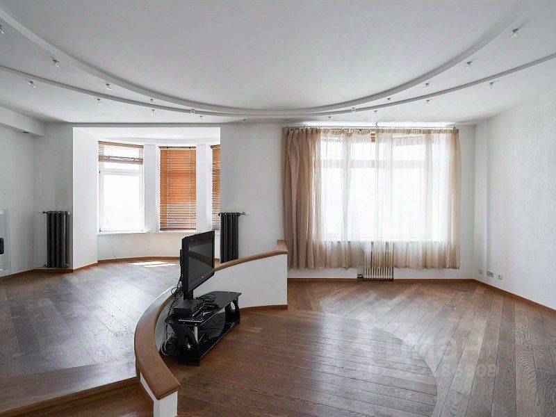 4-комнатная квартира, 200 м²