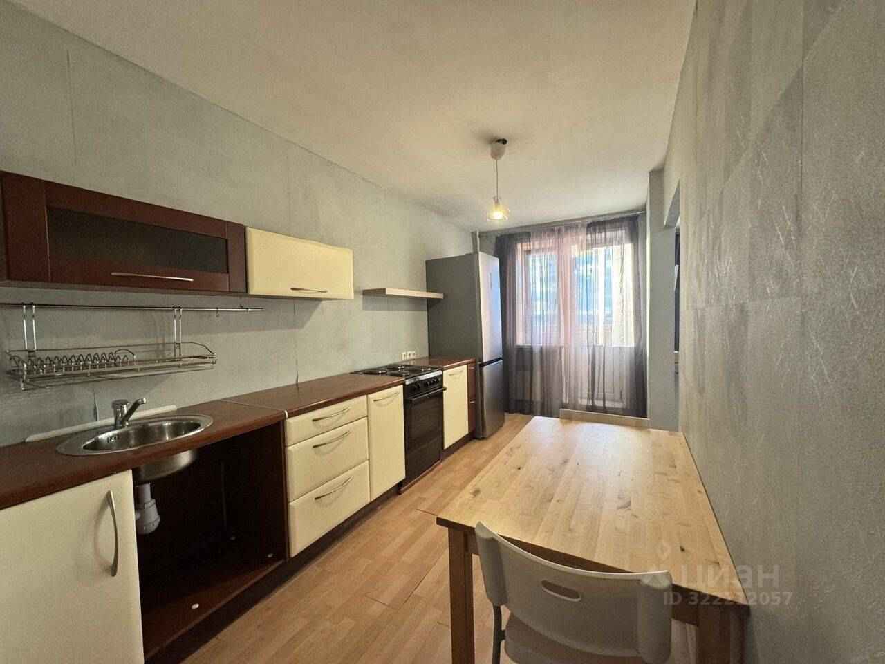 1-комнатная квартира, 42 м² — фотография 3