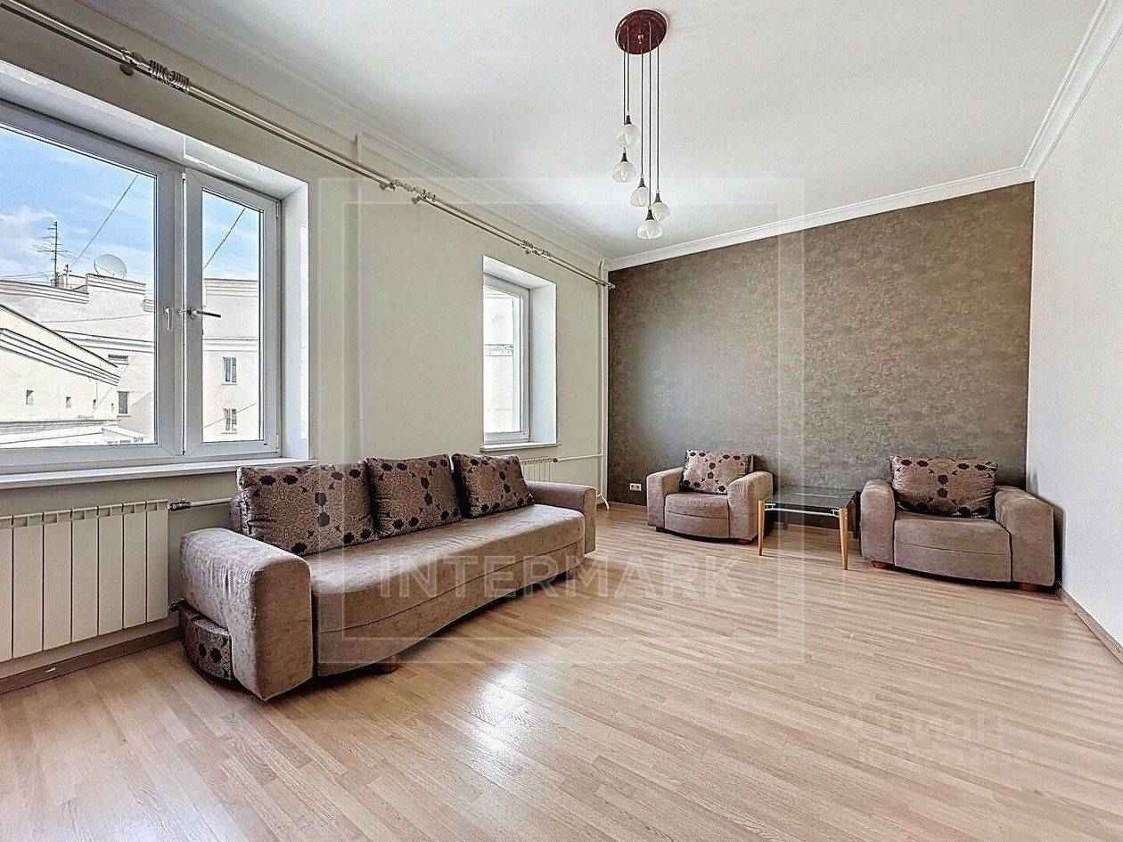 3-комнатная квартира, 106 м² — фотография 2