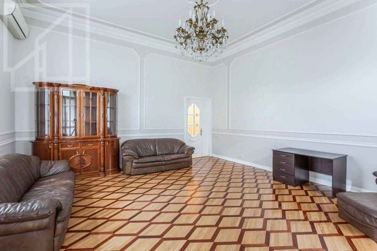 4-комнатная квартира, 150 м² — фотография 2