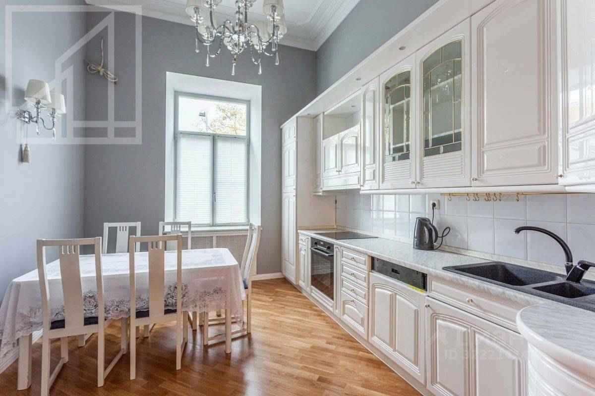 4-комнатная квартира, 150 м² — фотография 3