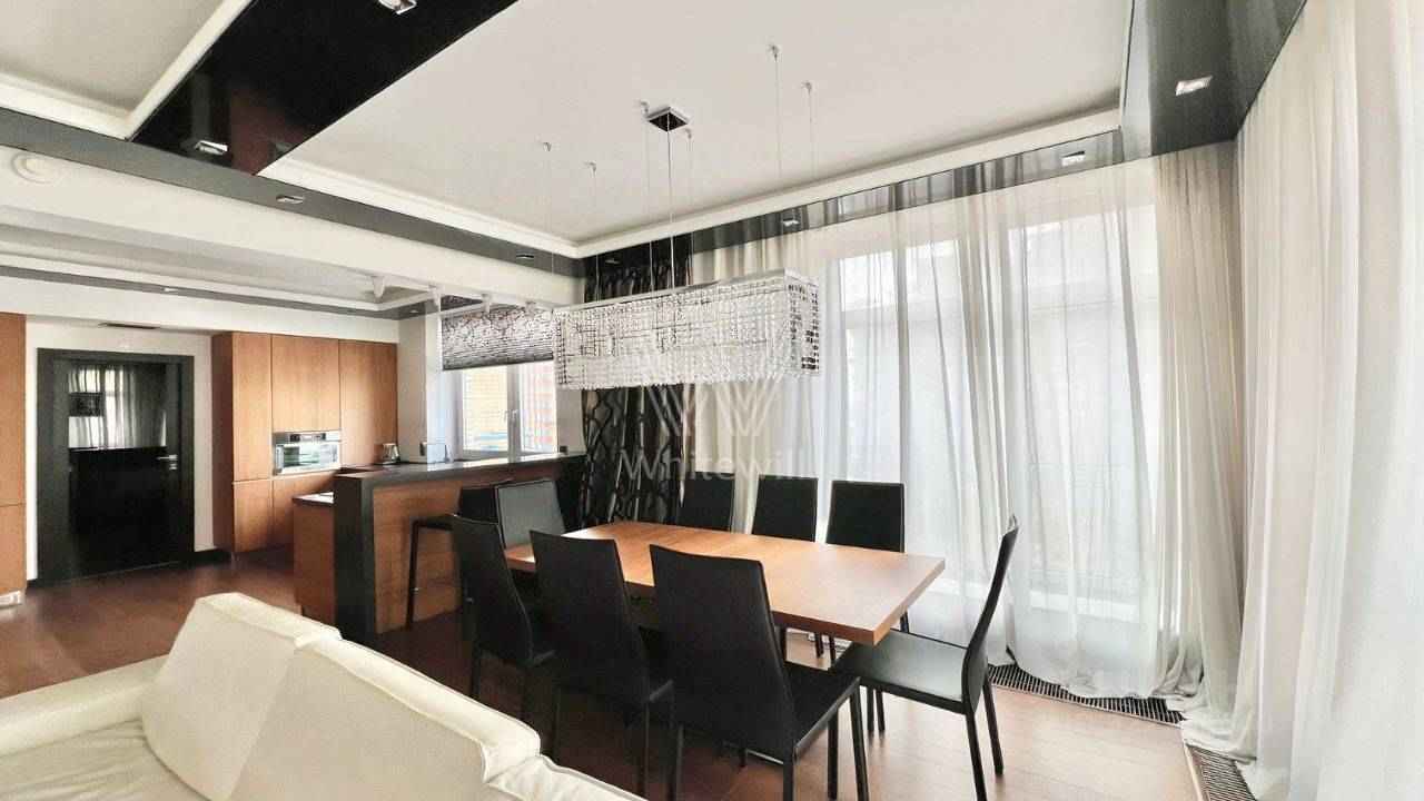 3-комнатная квартира, 130 м² — фотография 2