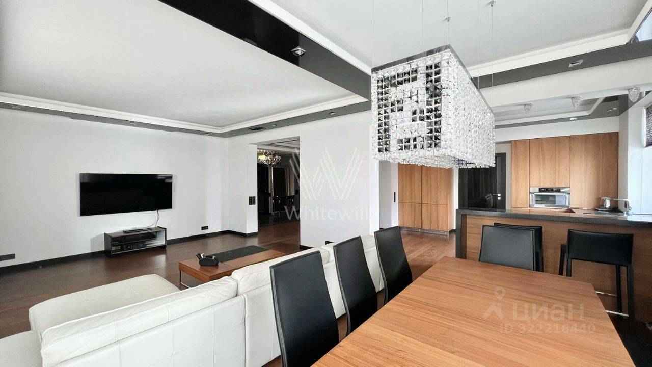 3-комнатная квартира, 130 м² — фотография 3